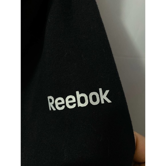 Calgary Flames Hoodie Mens M Black Red Hoodie NHL Hockey Reebok - Picture 7 of 14